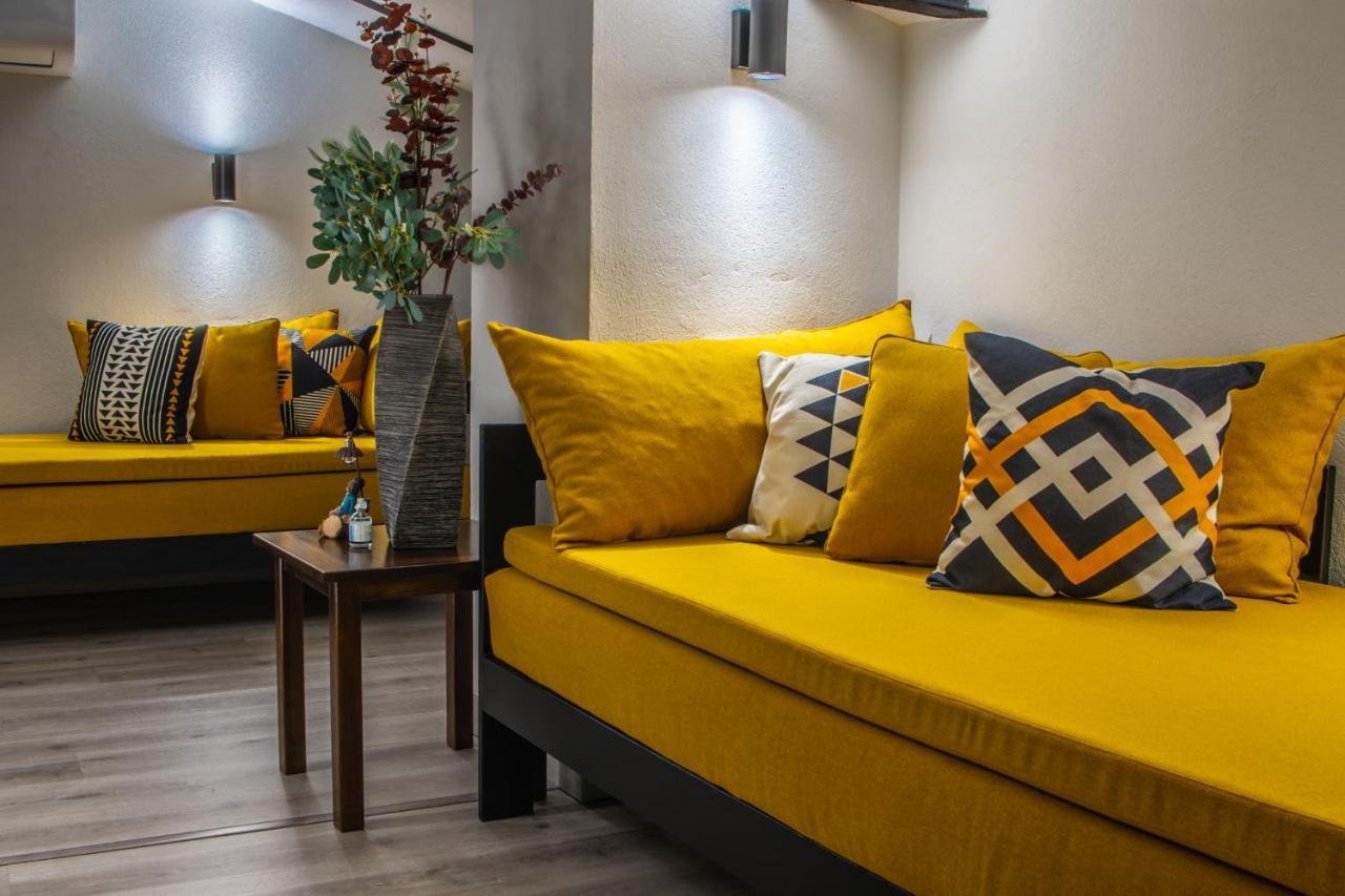 Apartamentos Turísticos El Altozano Fuentes de León Exterior foto