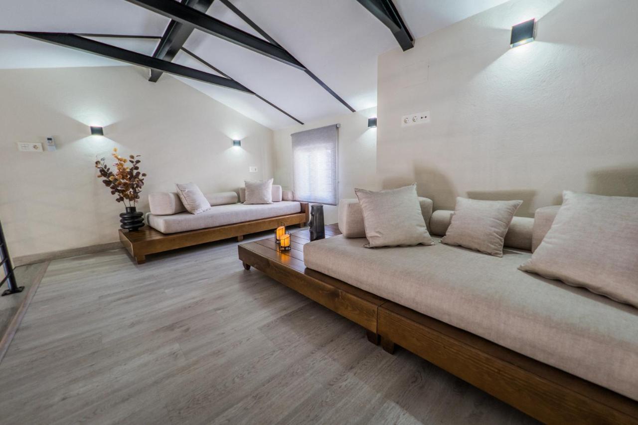 Apartamentos Turísticos El Altozano Fuentes de León Exterior foto
